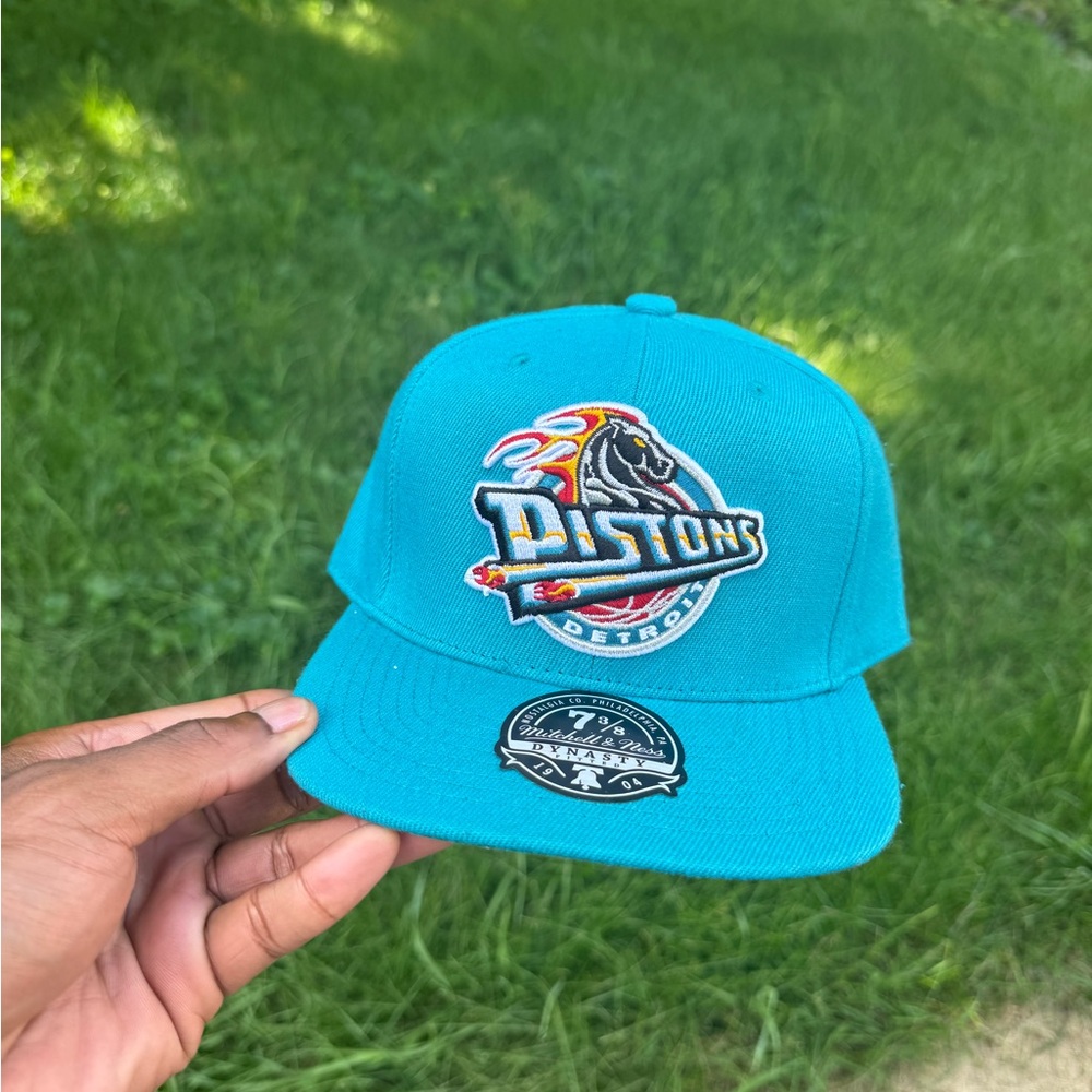 Mitchell & Ness Teal Detroit Pistons Hat